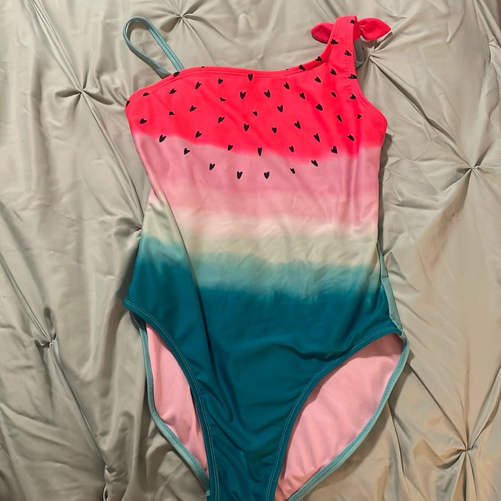Girls size XL 14/16 cat and Jack bathing suits slightly worn